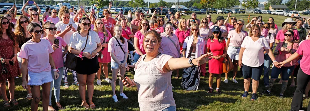 Lindsay Clancy supporters